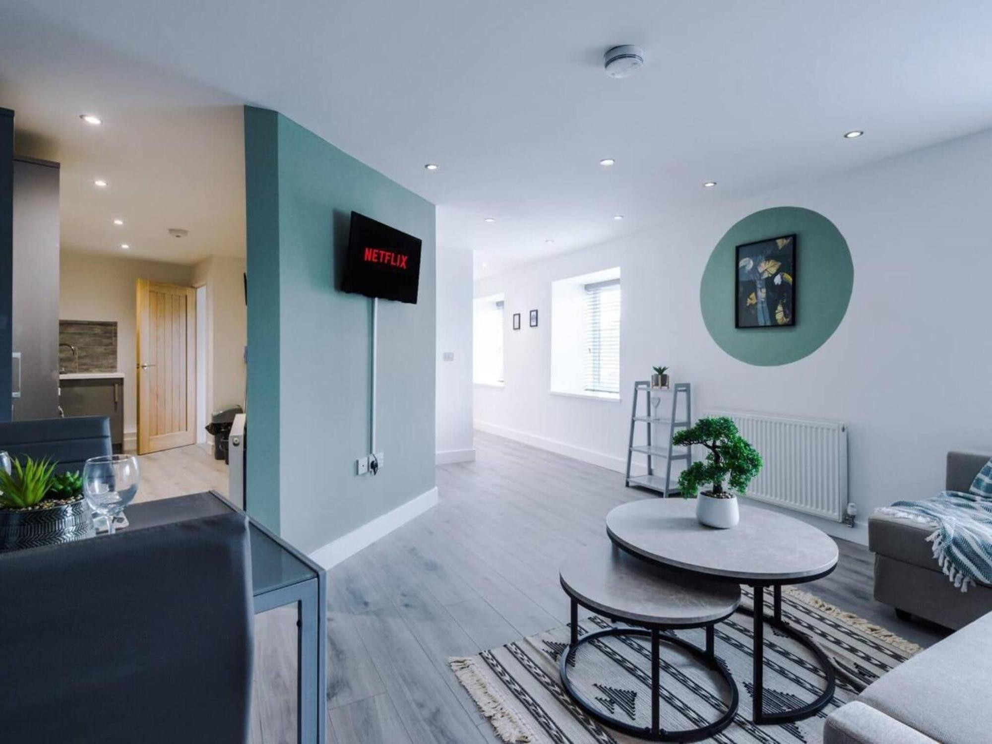 The Ecclesian Deluxe Apartments Near Trafford Centre Eccles Train Station Μάντσεστερ Εξωτερικό φωτογραφία