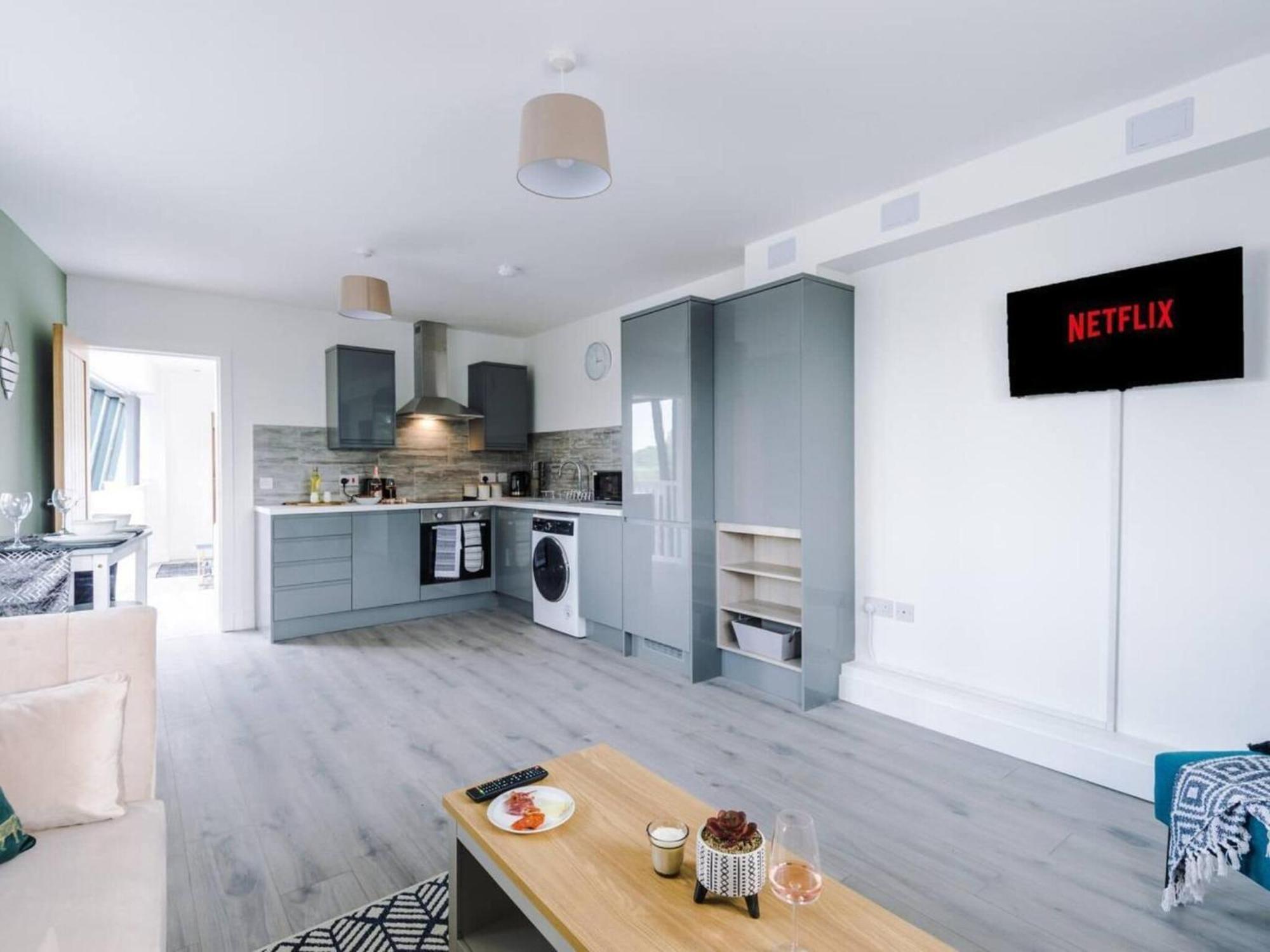 The Ecclesian Deluxe Apartments Near Trafford Centre Eccles Train Station Μάντσεστερ Εξωτερικό φωτογραφία