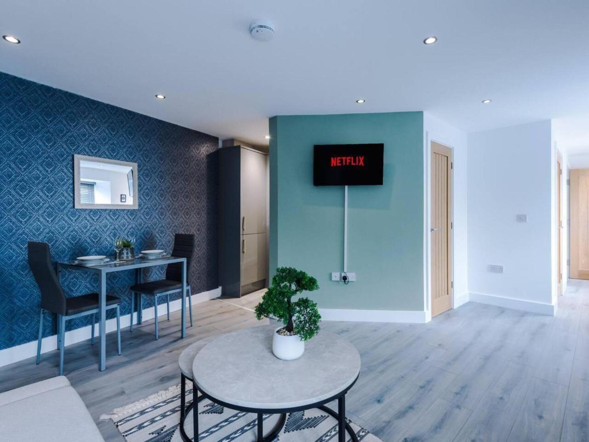 The Ecclesian Deluxe Apartments Near Trafford Centre Eccles Train Station Μάντσεστερ Εξωτερικό φωτογραφία