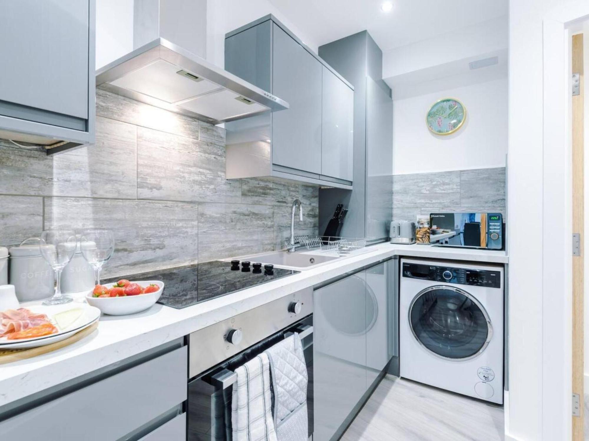 The Ecclesian Deluxe Apartments Near Trafford Centre Eccles Train Station Μάντσεστερ Εξωτερικό φωτογραφία