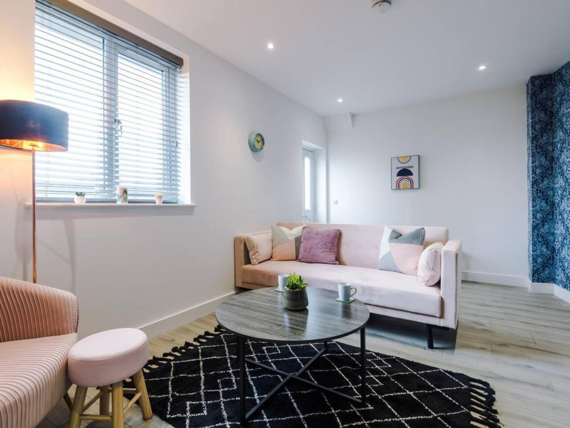 The Ecclesian Deluxe Apartments Near Trafford Centre Eccles Train Station Μάντσεστερ Εξωτερικό φωτογραφία