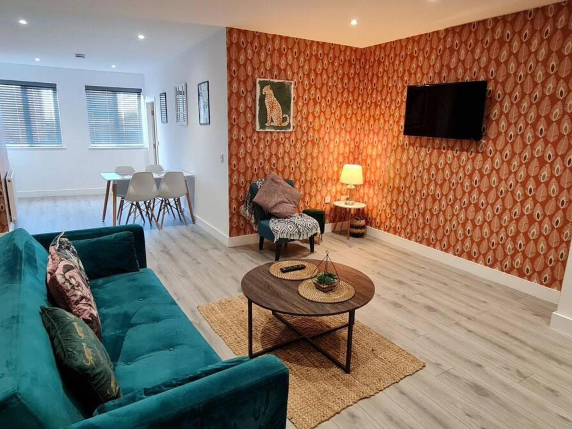 The Ecclesian Deluxe Apartments Near Trafford Centre Eccles Train Station Μάντσεστερ Εξωτερικό φωτογραφία