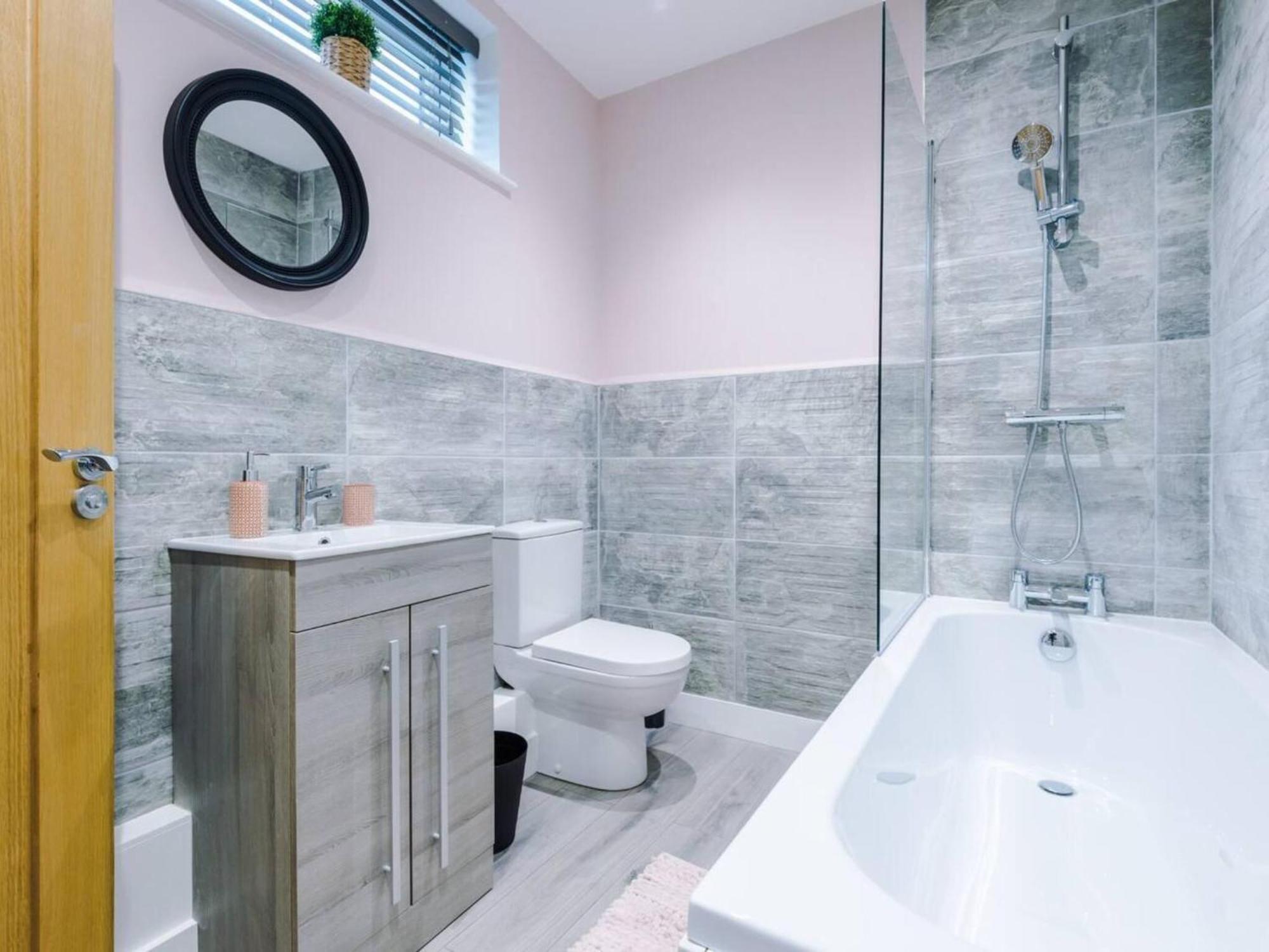 The Ecclesian Deluxe Apartments Near Trafford Centre Eccles Train Station Μάντσεστερ Εξωτερικό φωτογραφία